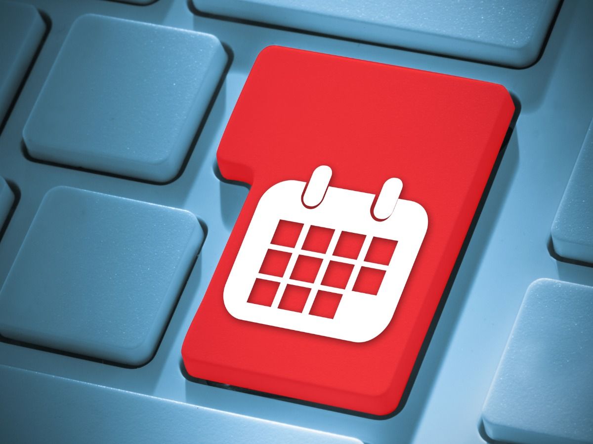 imagem de uma tecla vermelha de teclado editada exibindo um calendário